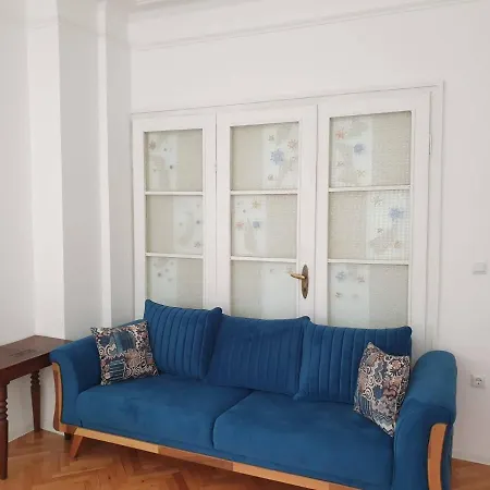 Boho Chic 2 Free Parking * Warna